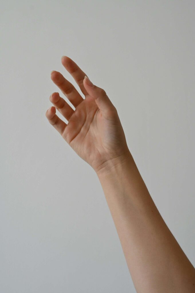 How to Build Your Own Sovereign Colour Palette 2 Hand showing green veins